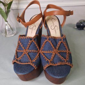 Jessica Simpson Dezzie Heeled Wooden Platform Sandal